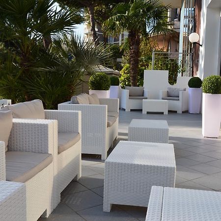 Hotel Mirage ミラノ・マリッティマ エクステリア 写真
