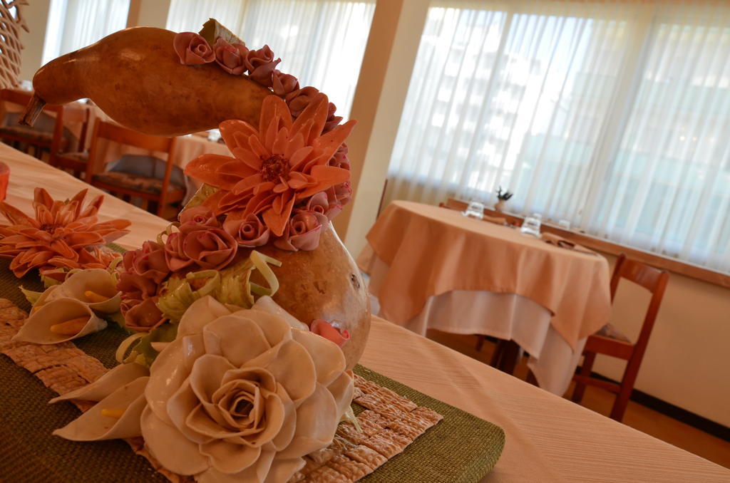 Hotel Mirage ミラノ・マリッティマ エクステリア 写真