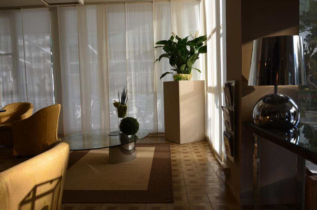Hotel Mirage ミラノ・マリッティマ エクステリア 写真