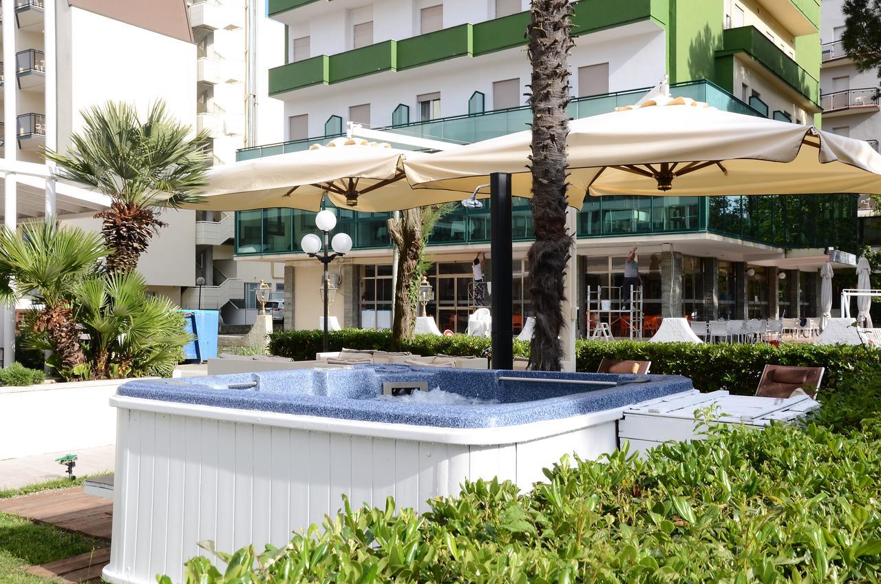 Hotel Mirage ミラノ・マリッティマ エクステリア 写真